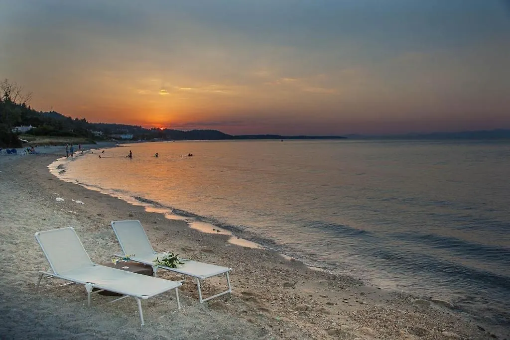 Sun Residence Exclusive Seaside Suites Polychrono 3*,