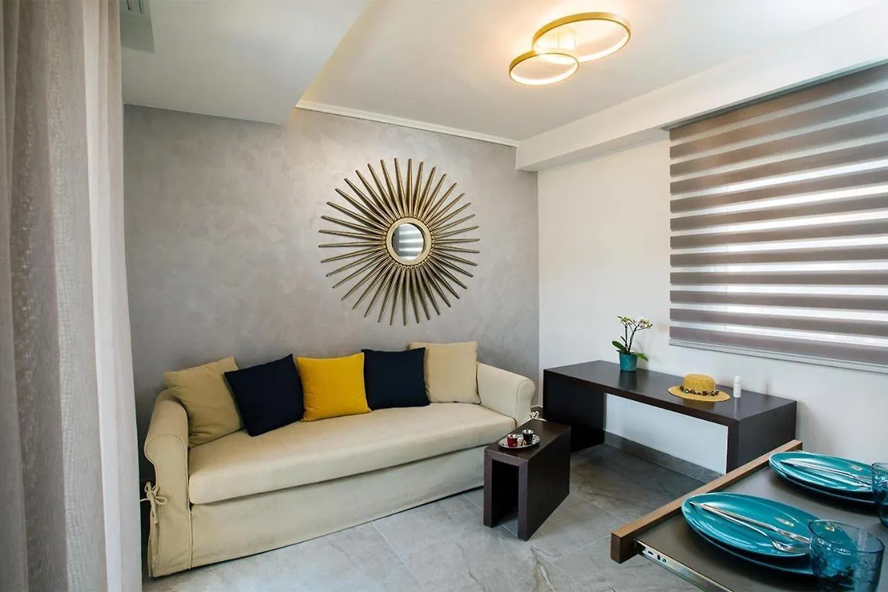 Sun Residence Exclusive Seaside Suites Polychrono 3*,